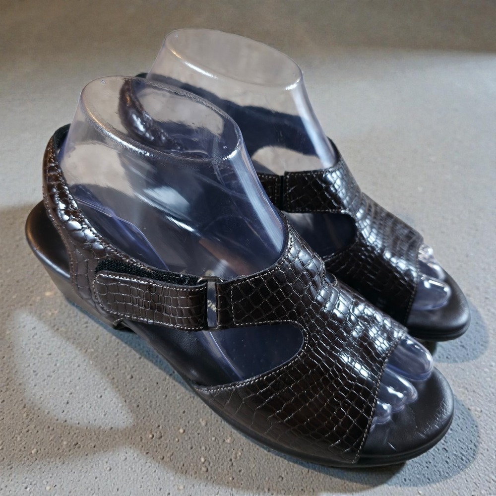 SAS Tripad Suntimer Chocolate Brown Leather Sandals Slingback Comfort Size 7.5 M